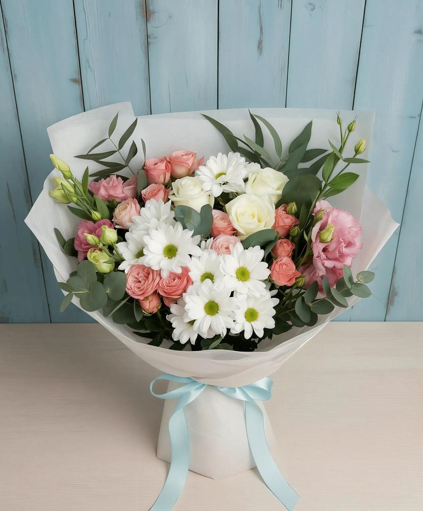 Букет цветов из: Розы, Лизиантусы и Хризантемы в Туголесский Бор