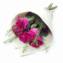 Букет цветов из:  Розы в Туголесский Бор