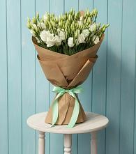 Букет цветов из:  Лизиантусы в Туголесский Бор