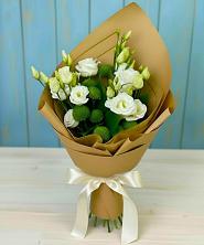 Букет цветов из:  Хризантемы и Лизиантусы в Туголесский Бор