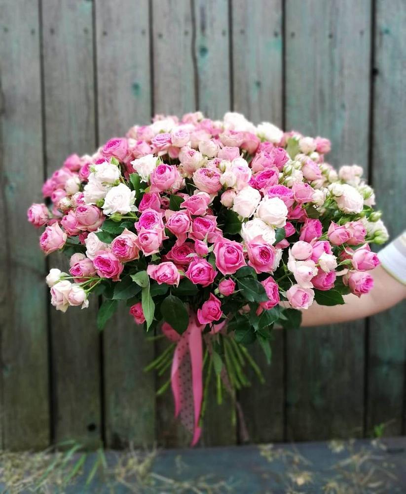 Букет Розовые кустовые розы Натали и Лав Лидия в Туголесский Бор