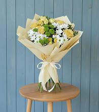 Букет цветов из:  Хризантемы и Розы в Туголесский Бор