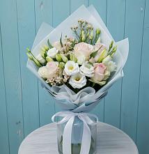 Букет цветов из:  Розы и Лизиантусы в Туголесский Бор