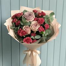 Букет цветов из:  Гвоздики и Розы в Туголесский Бор