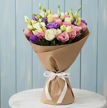 Букет цветов из:  Лизиантусы в Туголесский Бор