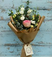 Букет цветов из:  Розы и Лизиантусы в Туголесский Бор